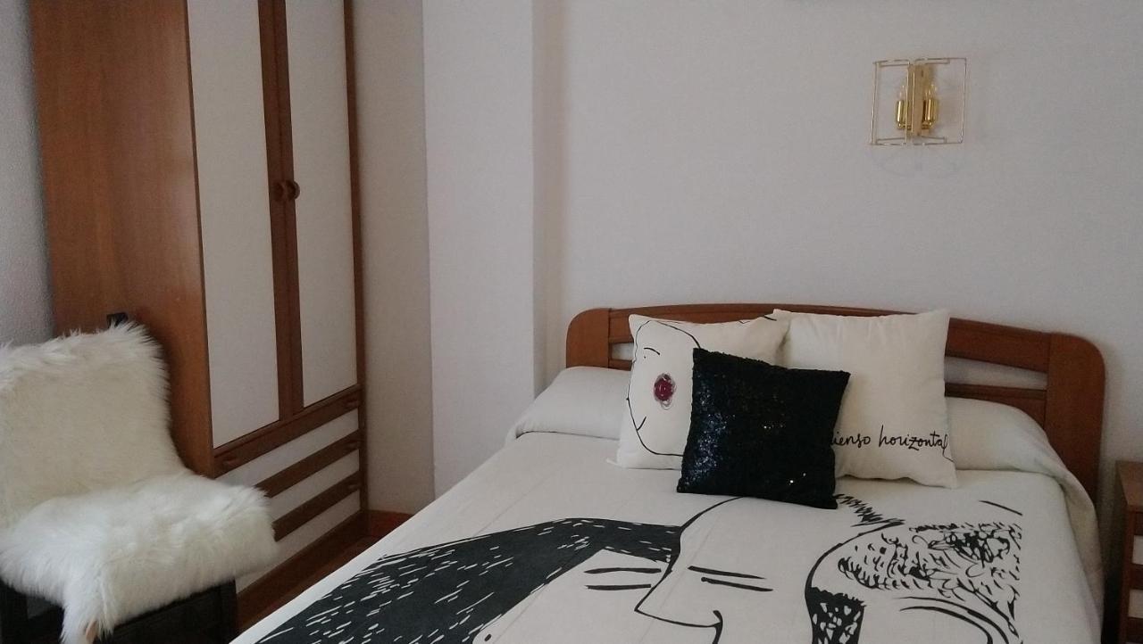 Hostal "Los Chanos El Ruso" Galende Exterior foto